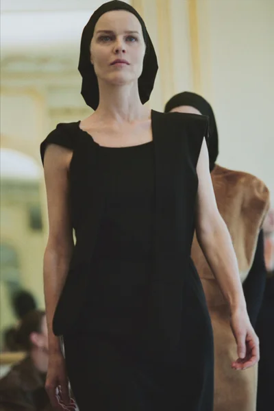 Look 29